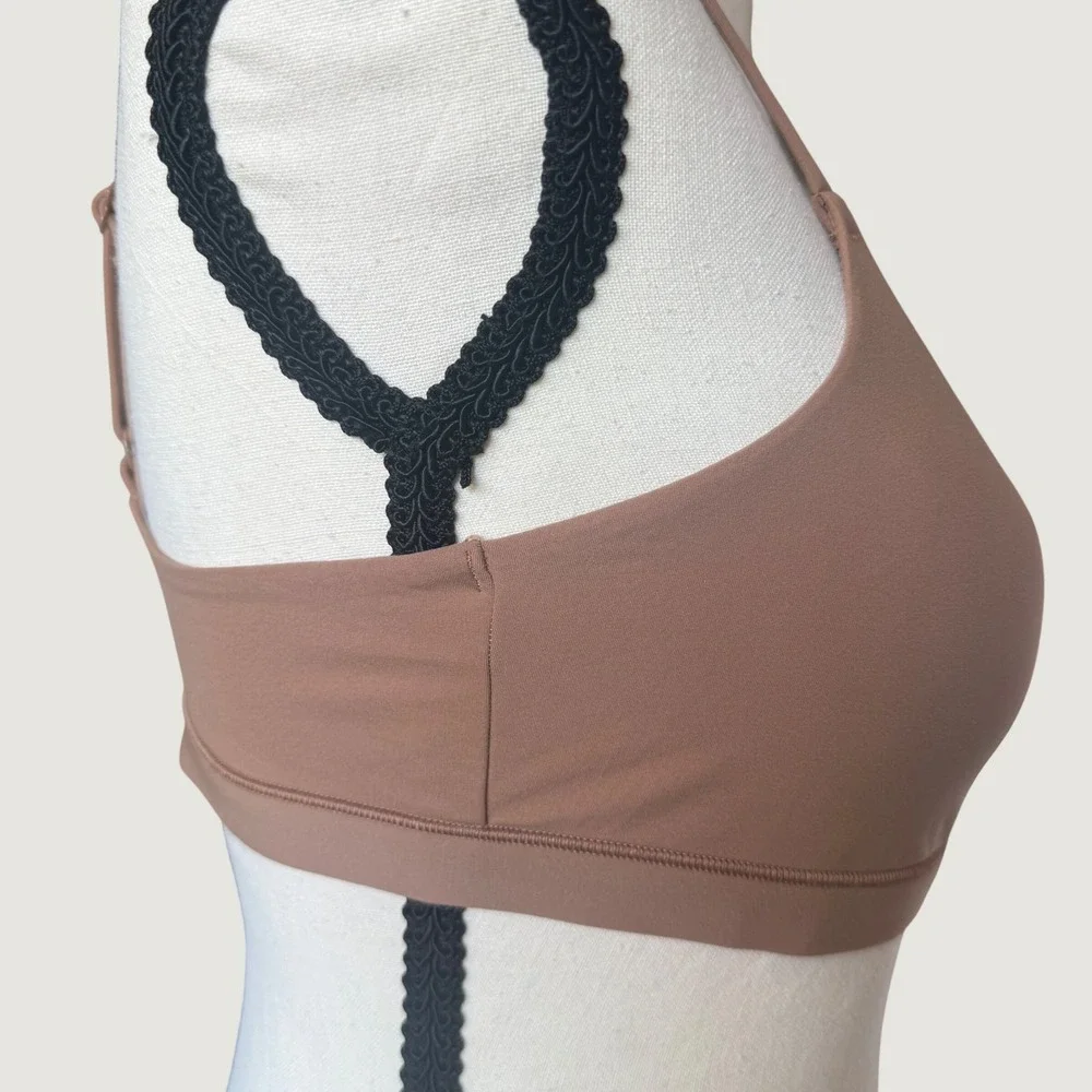 Quince Second Skin Bralette Womens Medium Brown Tan Excellent Adjustable Straps